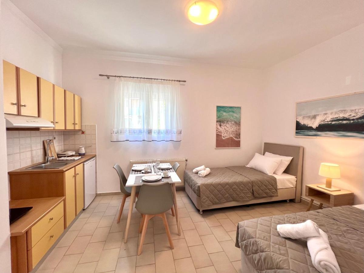 Athanasia Apartments Skiathos Exterior photo