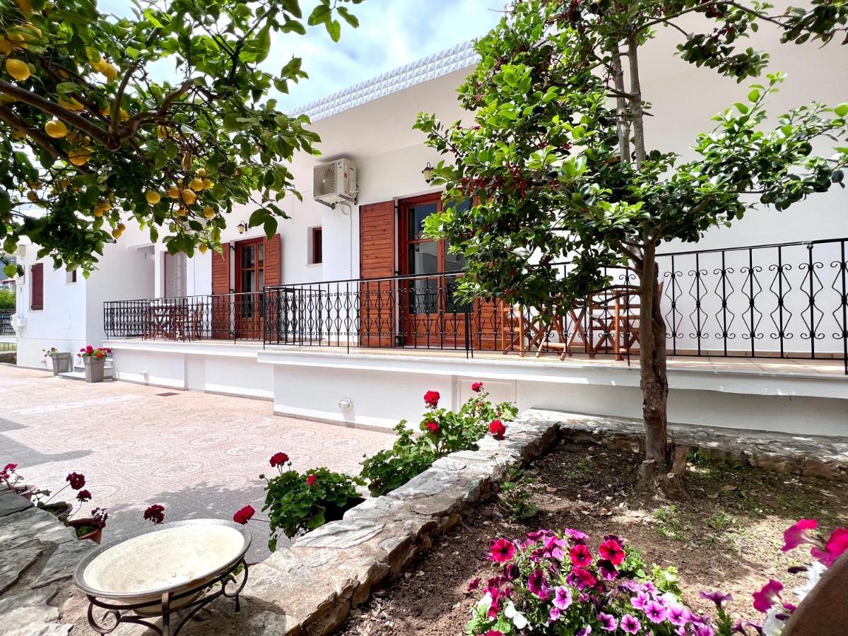 Athanasia Apartments Skiathos Exterior photo