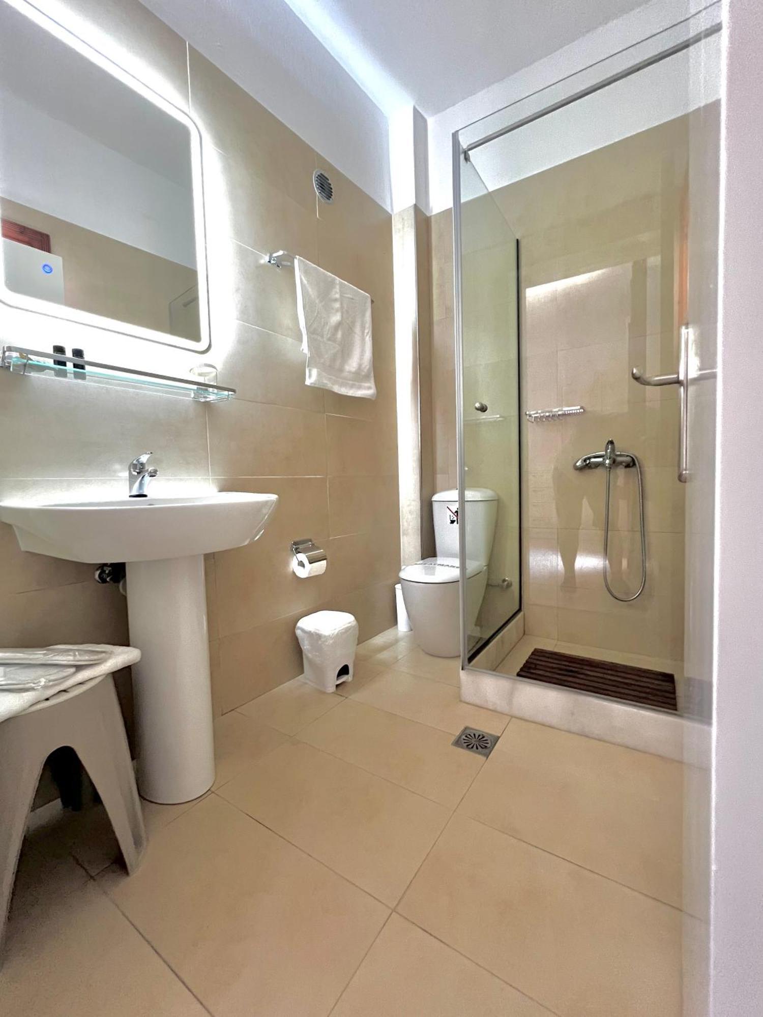 Athanasia Apartments Skiathos Exterior photo