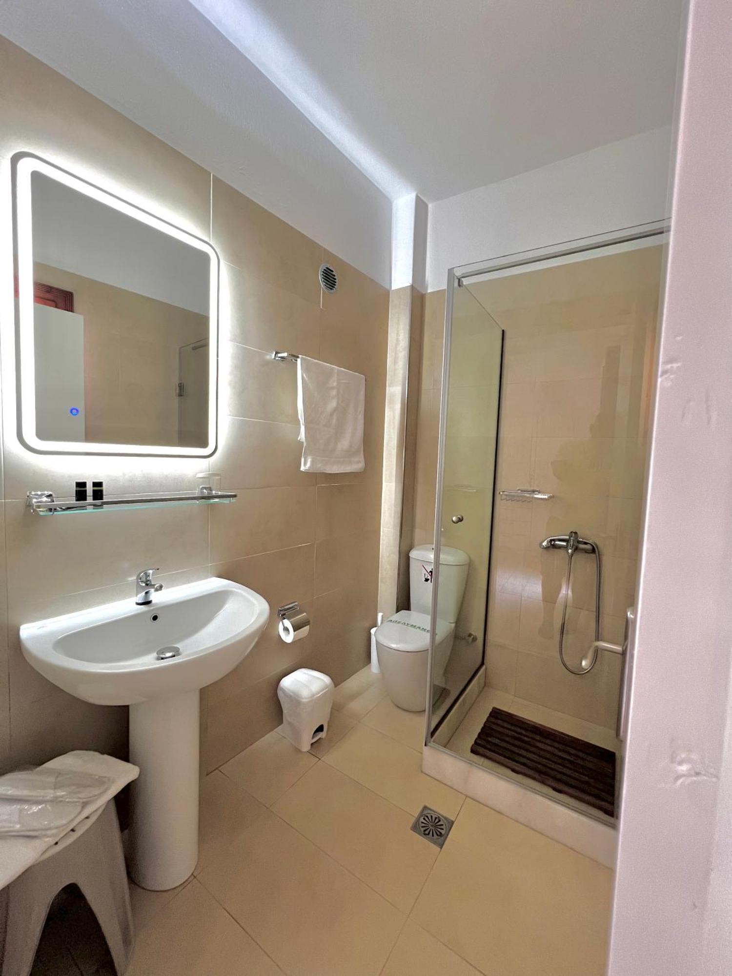 Athanasia Apartments Skiathos Exterior photo